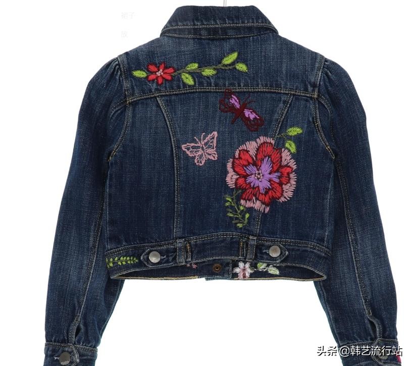 别愁，童装设计师，我为你提供一系列2021秋冬韩版童装牛仔新样衣