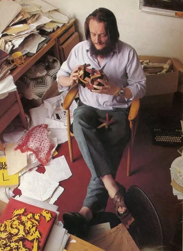 新冠肺炎病毒侵袭大脑,新冠病毒为什么会全球爆发