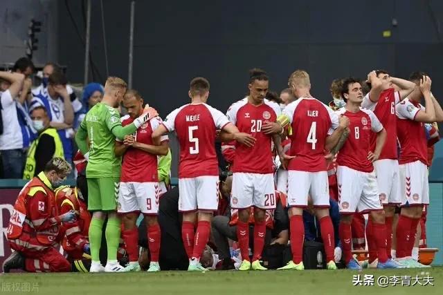 一场教科书式的救援视频,欧洲杯足球赛场抢救