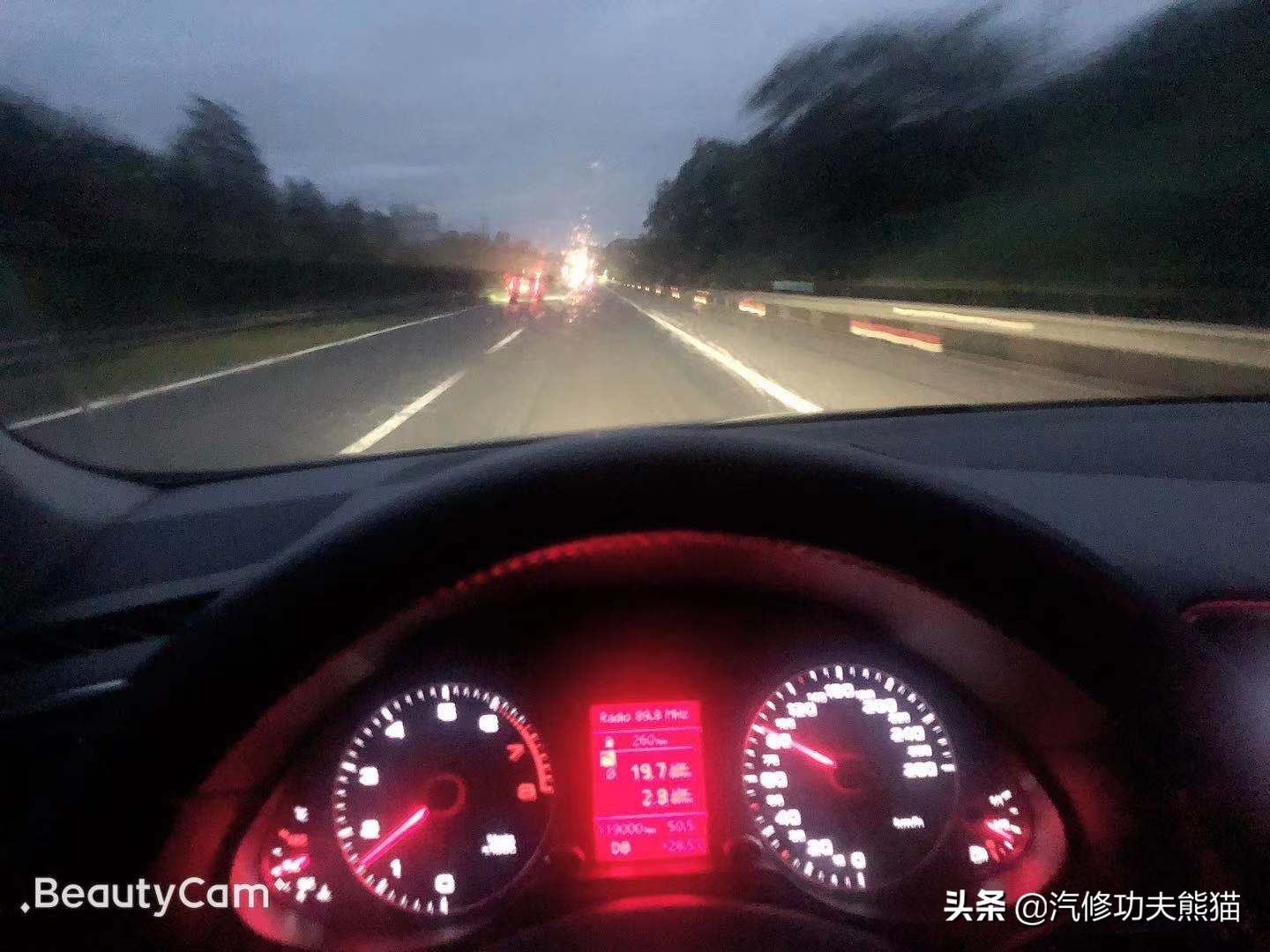 奥迪q5烧机油值不值得买,2015款奥迪q5舒适型烧机油