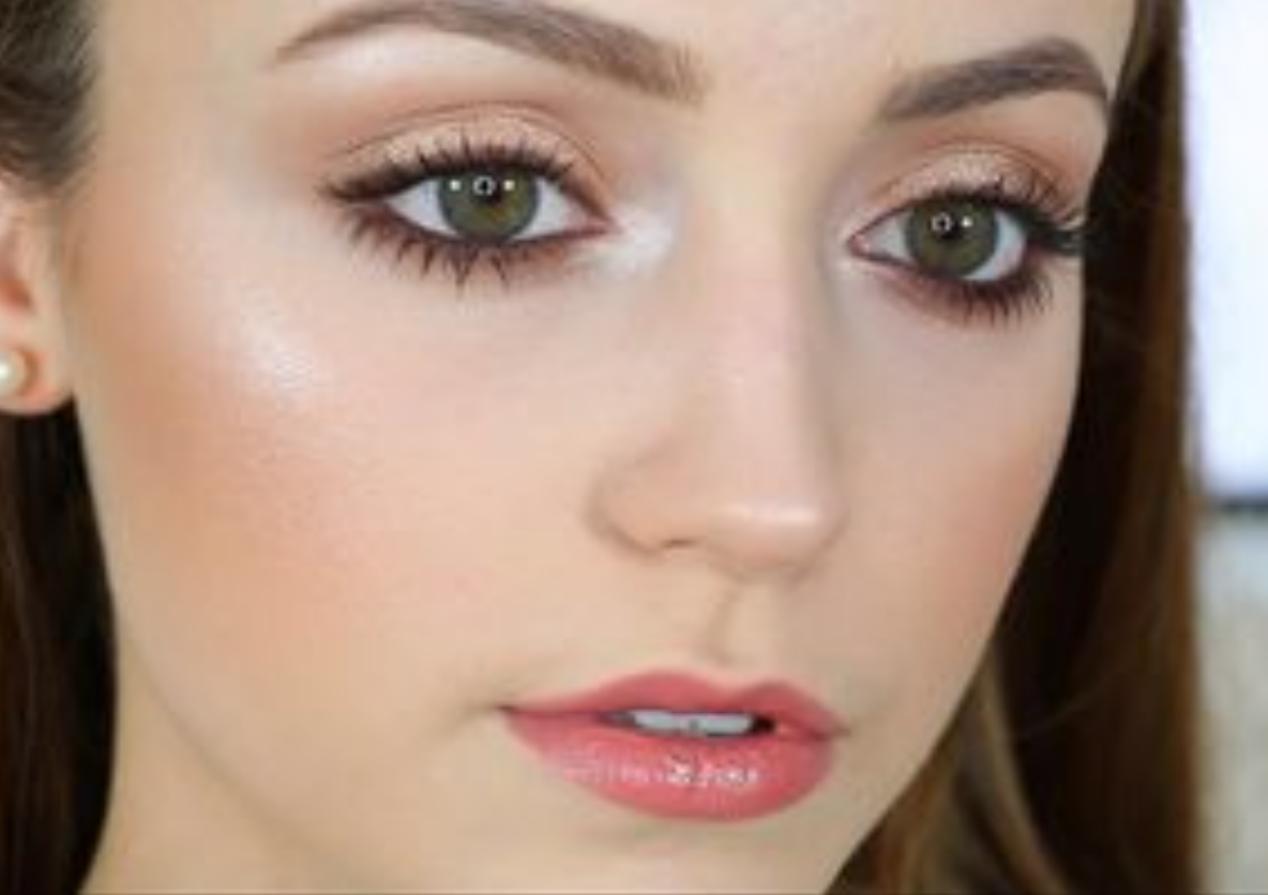 新手画底妆用粉底液还是气垫,怎么样画底妆才不卡粉