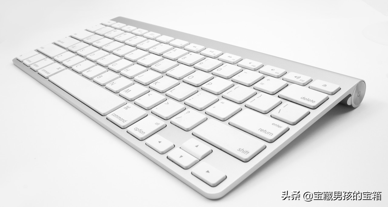 英菲克v780b无线键盘多少钱,英菲克v750b蓝牙键盘能打游戏