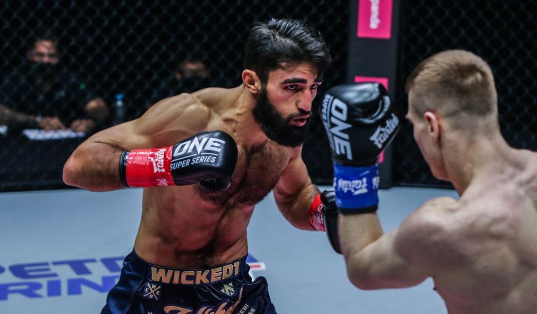 踢拳“世界大战”终于开启！10位顶尖选手决出最终王者