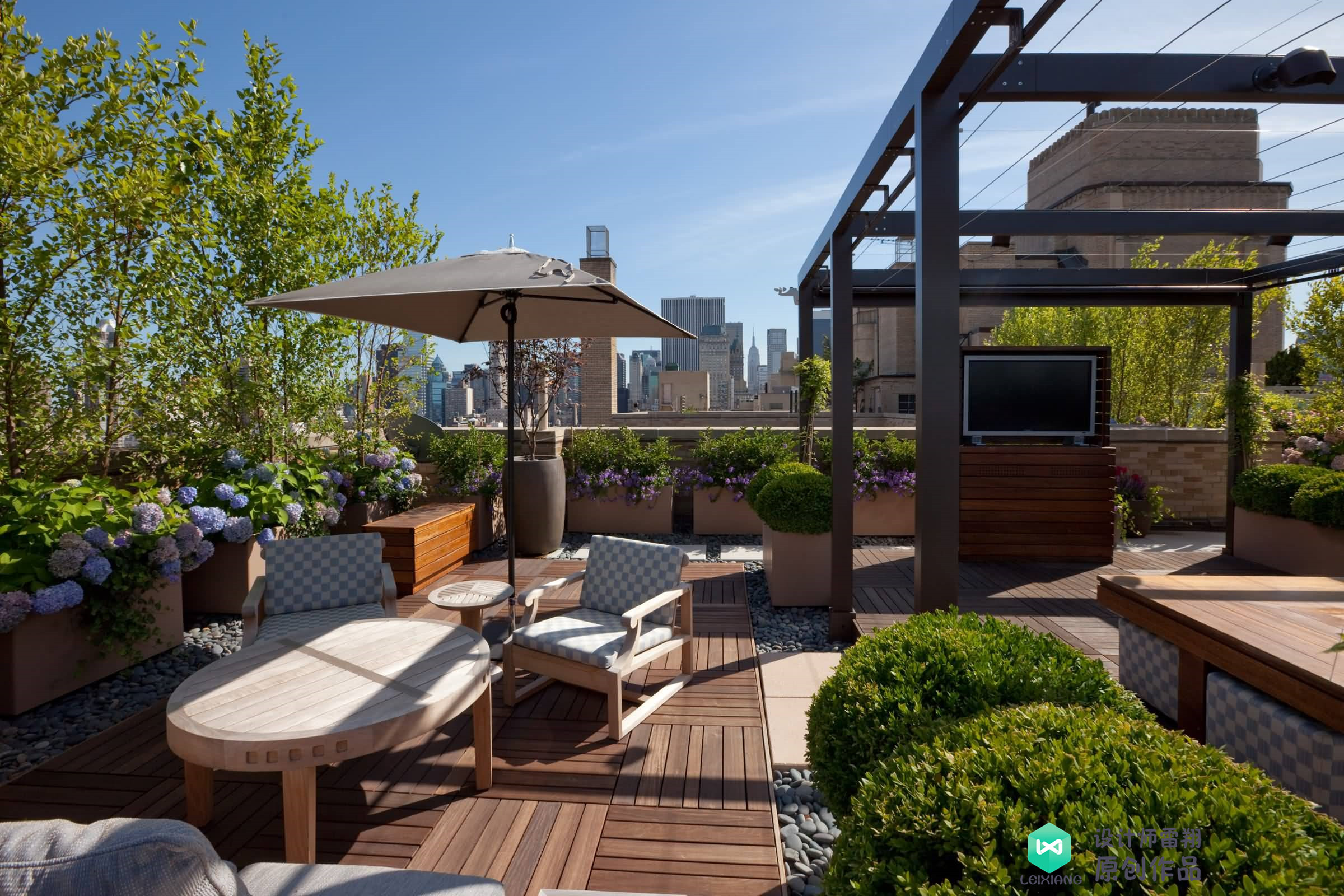 屋顶花园那么好看，下雨了该咋办？别担心，庭院设计师告诉您