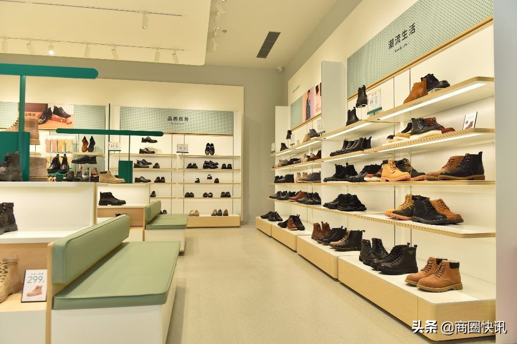 Hotwind热风重庆龙湖U南店盛大开业,七代形象全新亮相