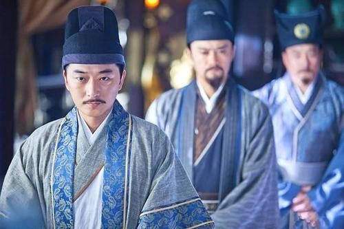 古代官员卸任后回乡,古代官员卸任后为何要返回故乡