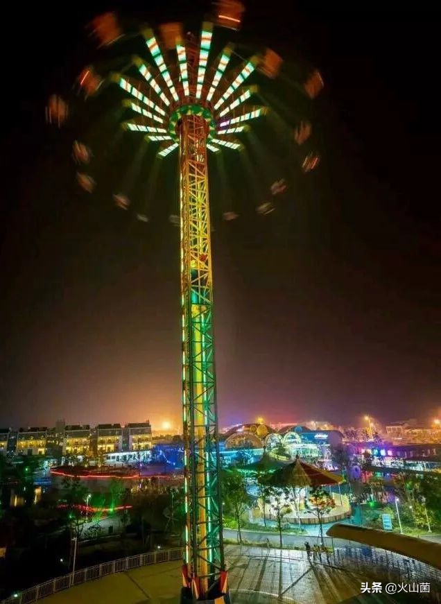 逃离高温“熔炉”，南方的夏天就该玩雪