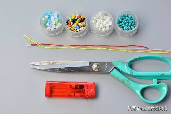 各种珠子串手链的教程,价值不菲的手链