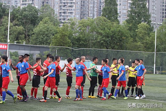 成都草根联赛中国足球,成都业余足球联赛比赛直播