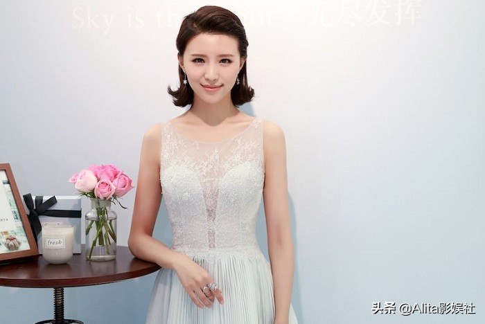 杉杉来了孩子,杉杉来了当时赵丽颖多少岁