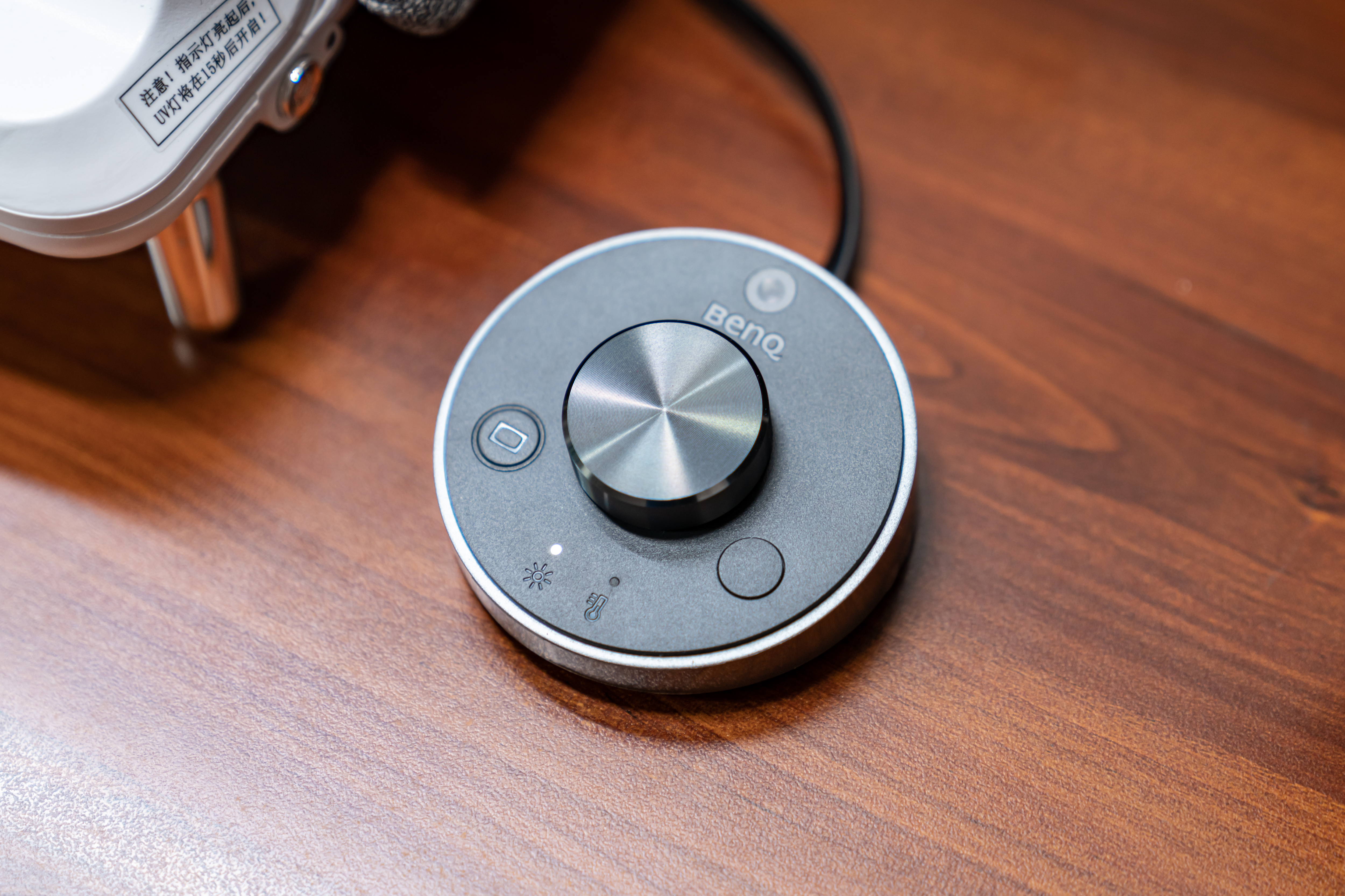 打造理想的居家办公环境：乐歌升降桌/台+明基灯具晒单