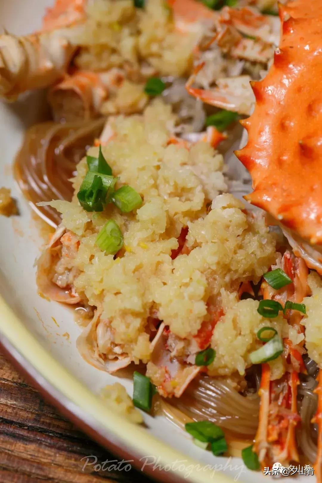 帝王蟹开餐仪式,中国人沉浸式吃帝王蟹