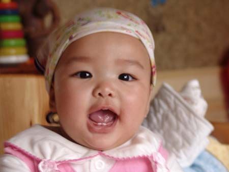 晚上该不该宝宝一醒了就喂奶,半夜娃一醒就喂奶吗