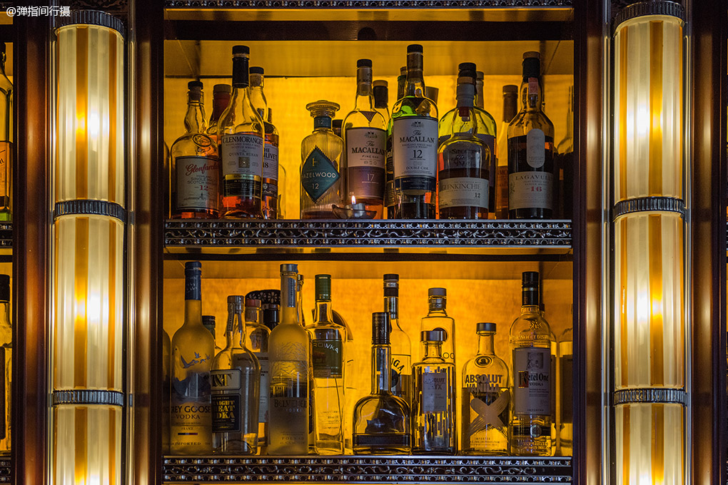 细品光彩琉璃中的东方韵味，澳门旅居的奢雅华贵尽汇于此