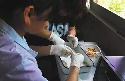 女星用自己胎盘当补药，揭秘人体胎盘｜Youth予小希观察