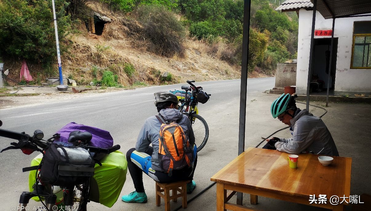 比亚迪唐穿越丙察察,4+2出行方式