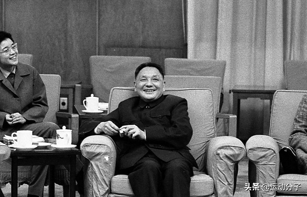 *小平邓**曾向马拉多纳邀约来中国踢场球，球王却开出高价拒绝了