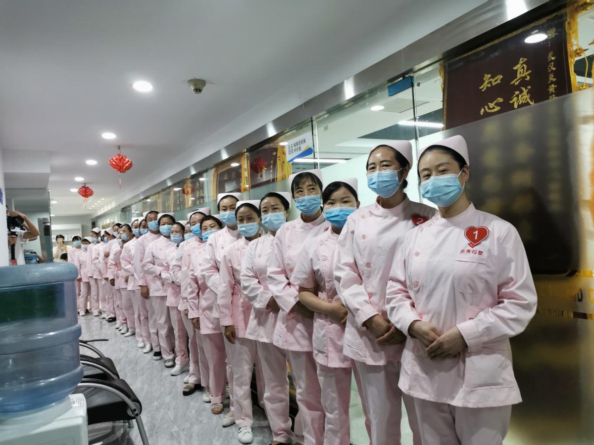 炎黄母婴月嫂培训,汇慈安月嫂好还是炎黄月嫂好