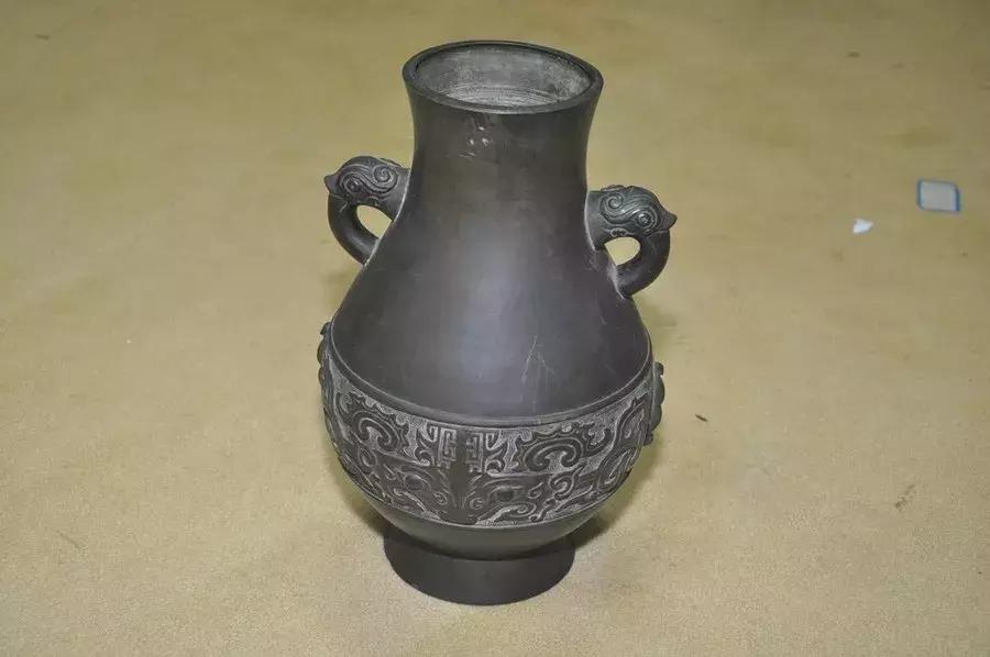 原价1030万、估价800万、起拍720万副厅长的表引发关注