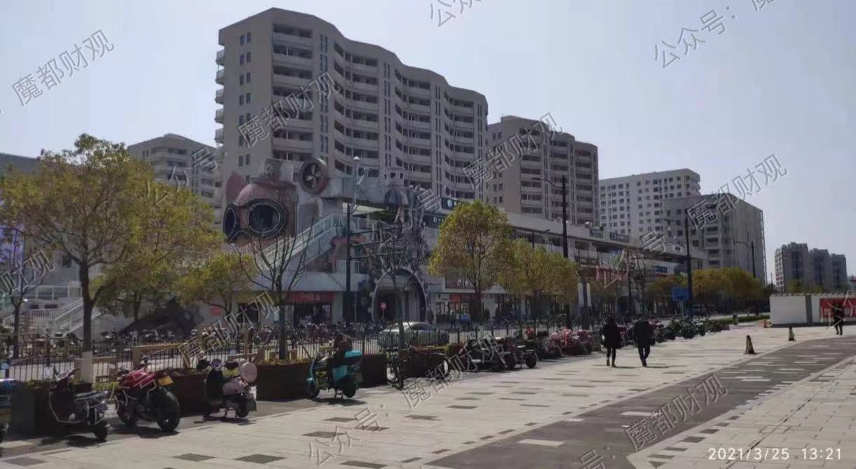 浦东临港，你凭什么卖7万？