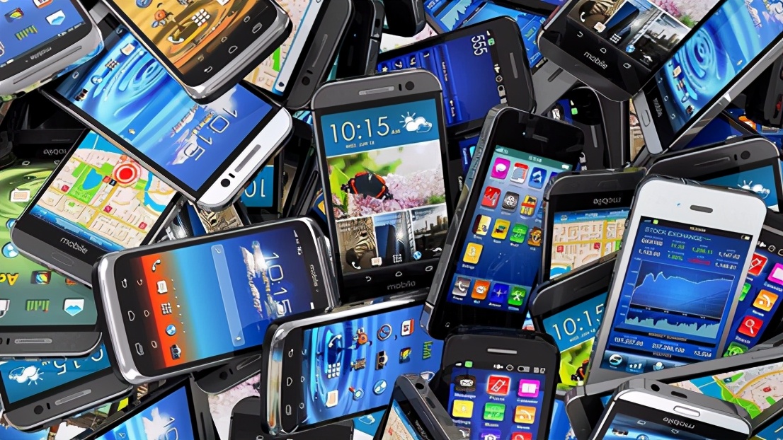 最经典的全键盘手机,盘点那些不务正业的文具