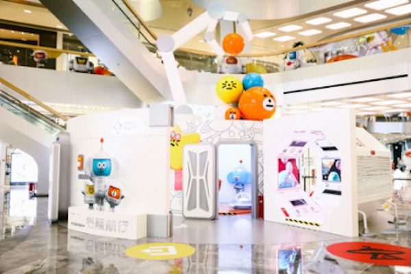 美已经不够了，今年的圣诞美陈必须“玩”起来