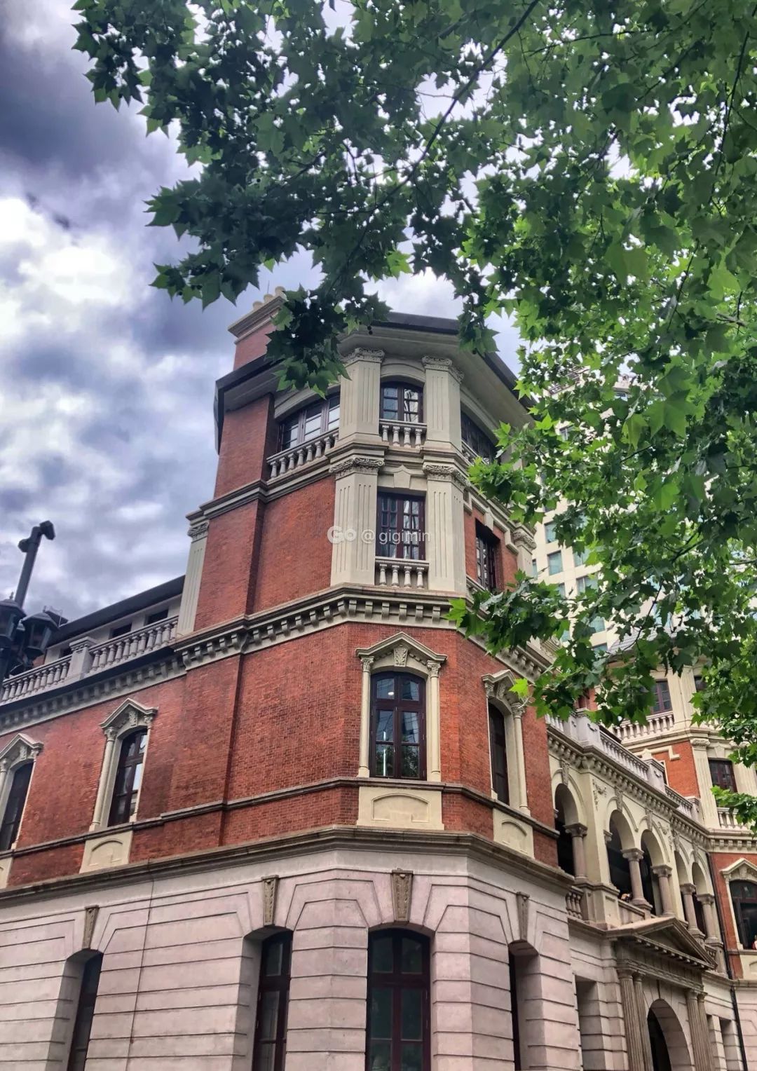 淮海路和南京西路哪个繁华,南京西路vs陆家嘴