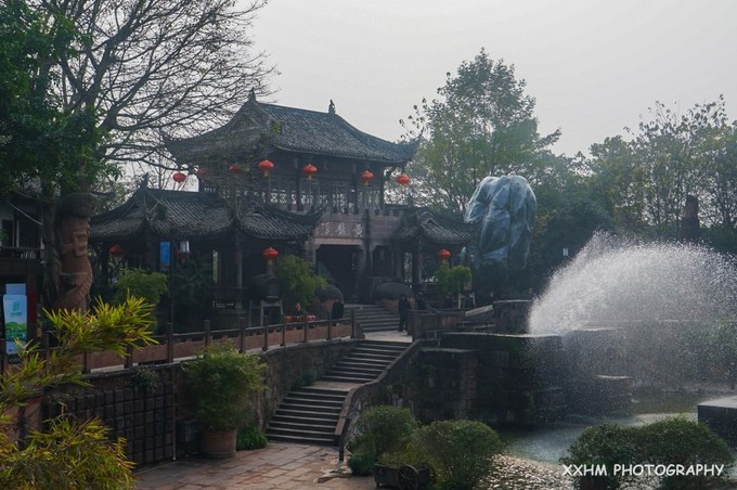 成都本地人去的最好吃的美食,中国姑娘吃成都美食