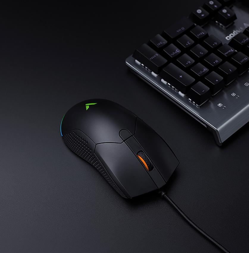 罗技g102和雷柏v30,罗技402和雷柏v30哪个好