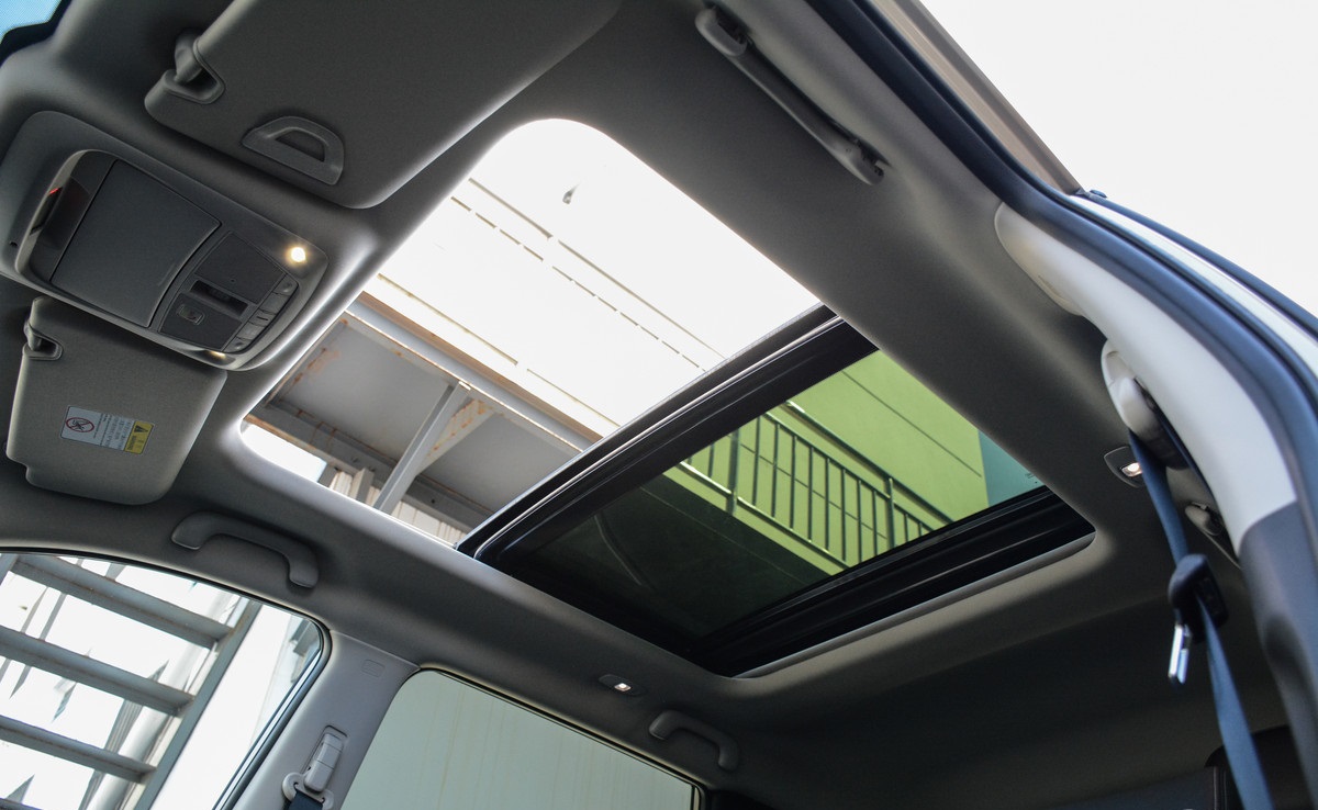 一个天上一个地下天壤之别,科雷傲和奇骏比