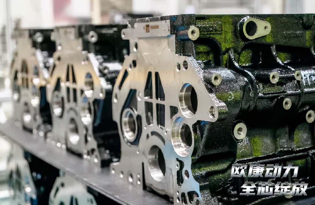 欧康f2.5和f2.0有什么区别,欧康f2.5轻卡报价