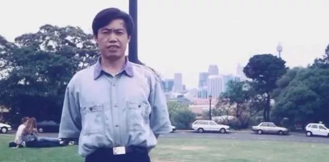 人民大会堂推销土豆,收1500个农民学生,10亿专利无偿送出,64岁的农民院士朱有勇火了!