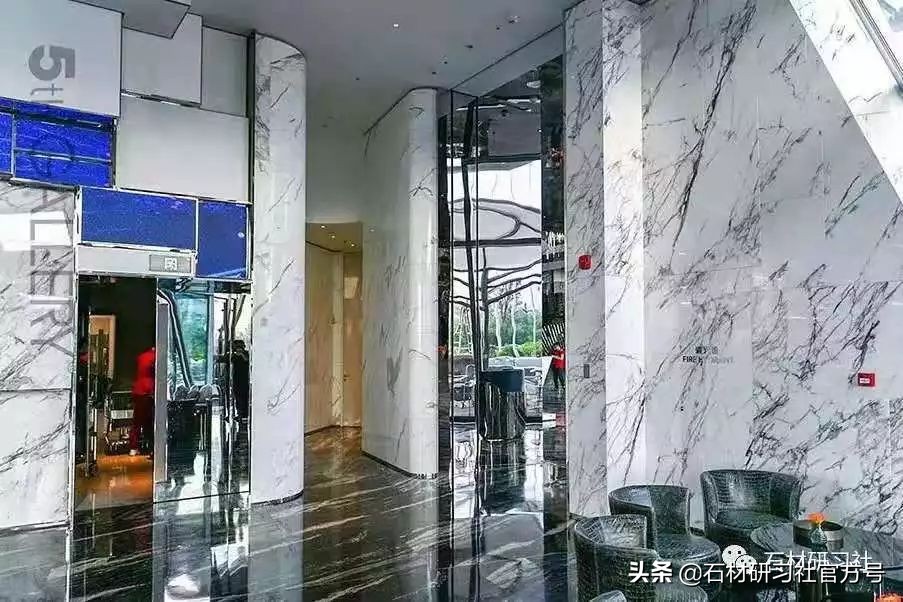 怎么区分大理石雪花白还是鱼肚白,鱼肚白和珍珠白的区别