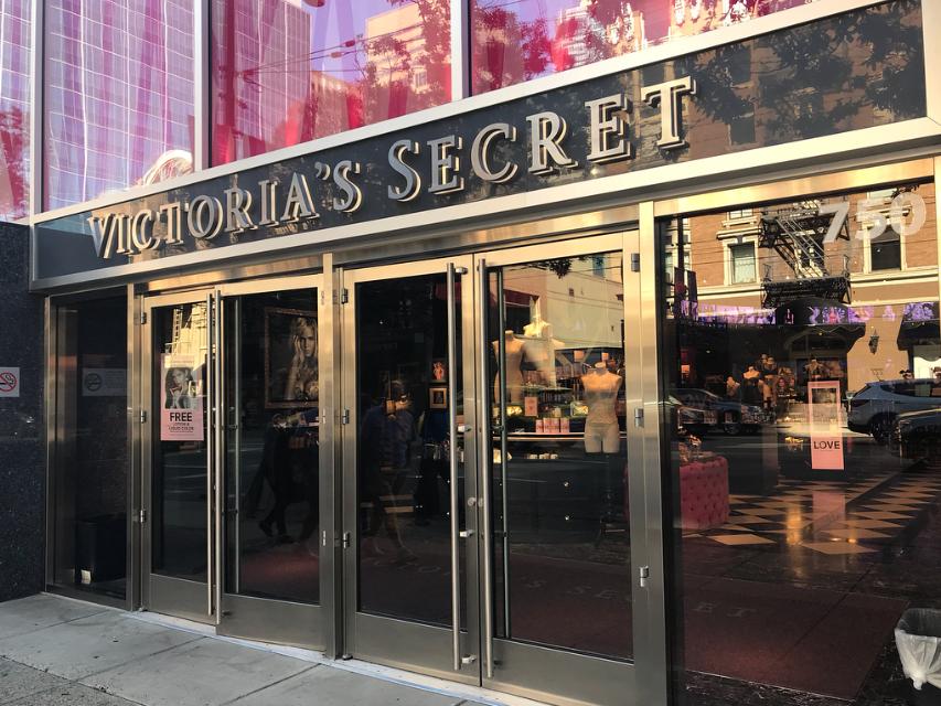 太惨了,倒闭的不止餐馆和旅社,加拿大这些品牌可能再也看不到了