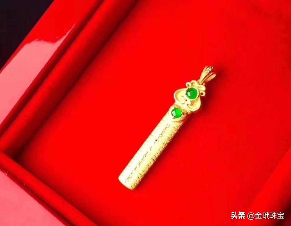 结婚买哪五样黄金首饰最好,最华贵的结婚黄金首饰