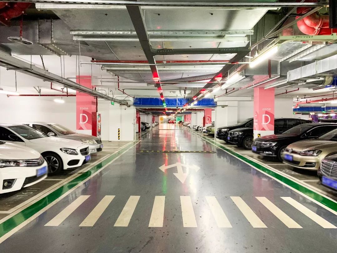 在南京月薪一万的工作,月薪1万5真的养不起车吗