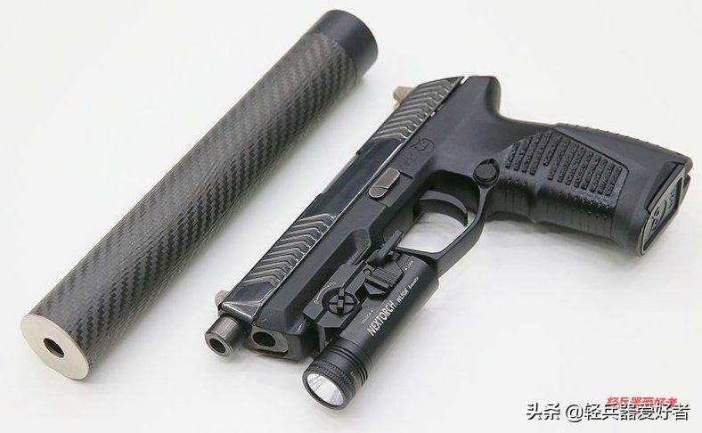 俄罗斯巨蟒手枪,俄罗斯蟒蛇手枪与斑蝰蛇手枪