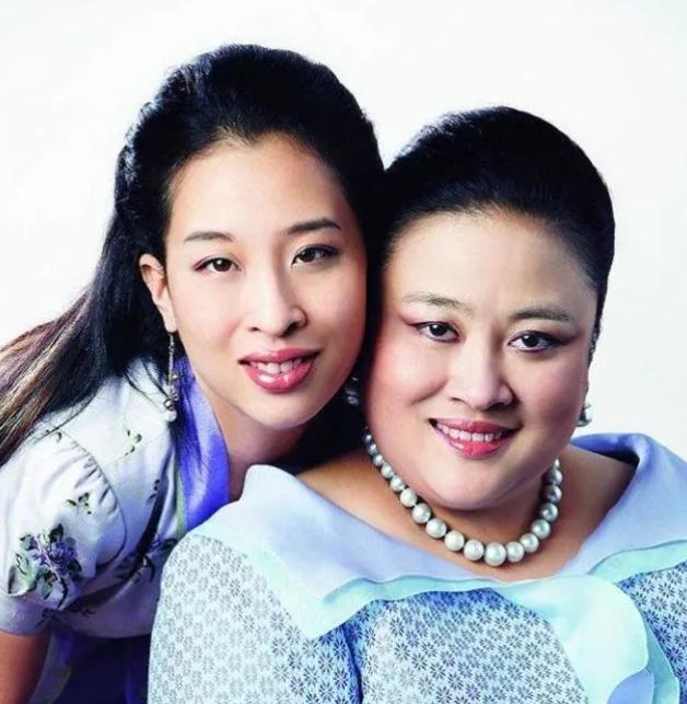 泰王与西拉米有夫妻相吗,泰王与西拉米的爱情不平等