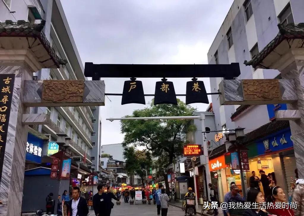 国内坑人的5条美食街,国内比较坑的十条美食街