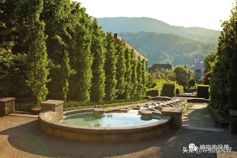 德国巴登巴登,凭什么成为享誉世界百年的温泉疗养小镇?