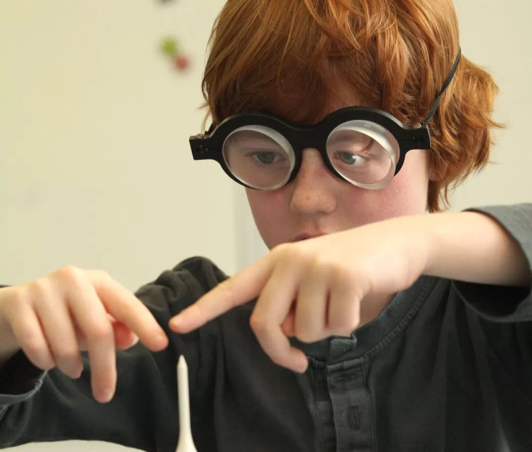 四个方法帮你解决弱视的困扰,弱视治疗小技巧