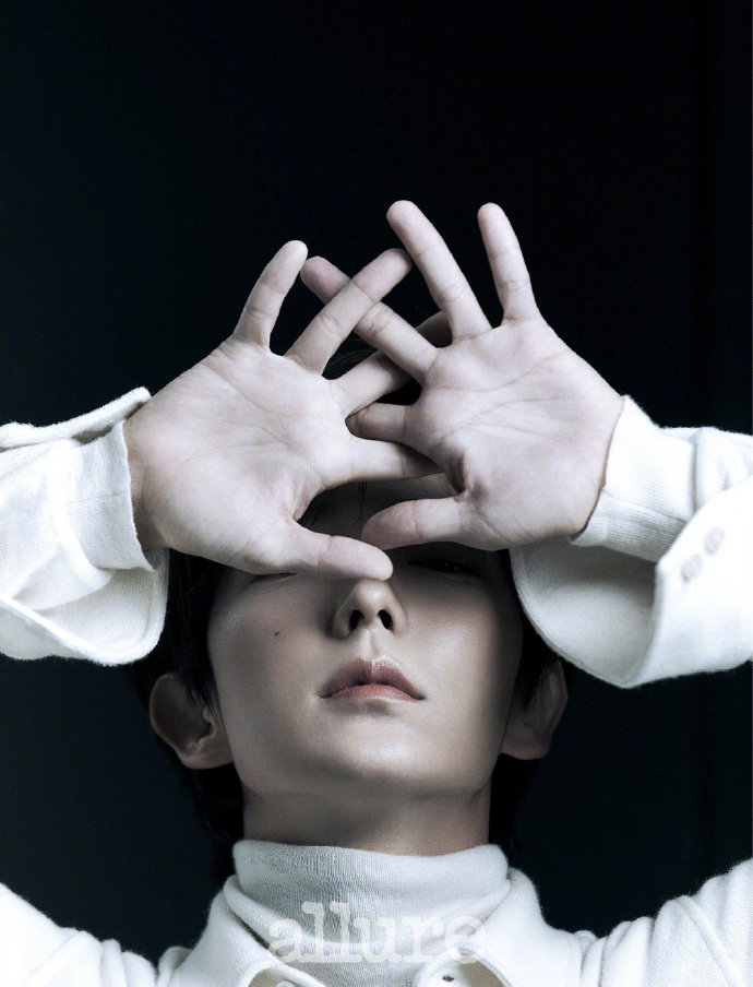 韩国男演员李准基的图片,韩国最帅气男明星李准基