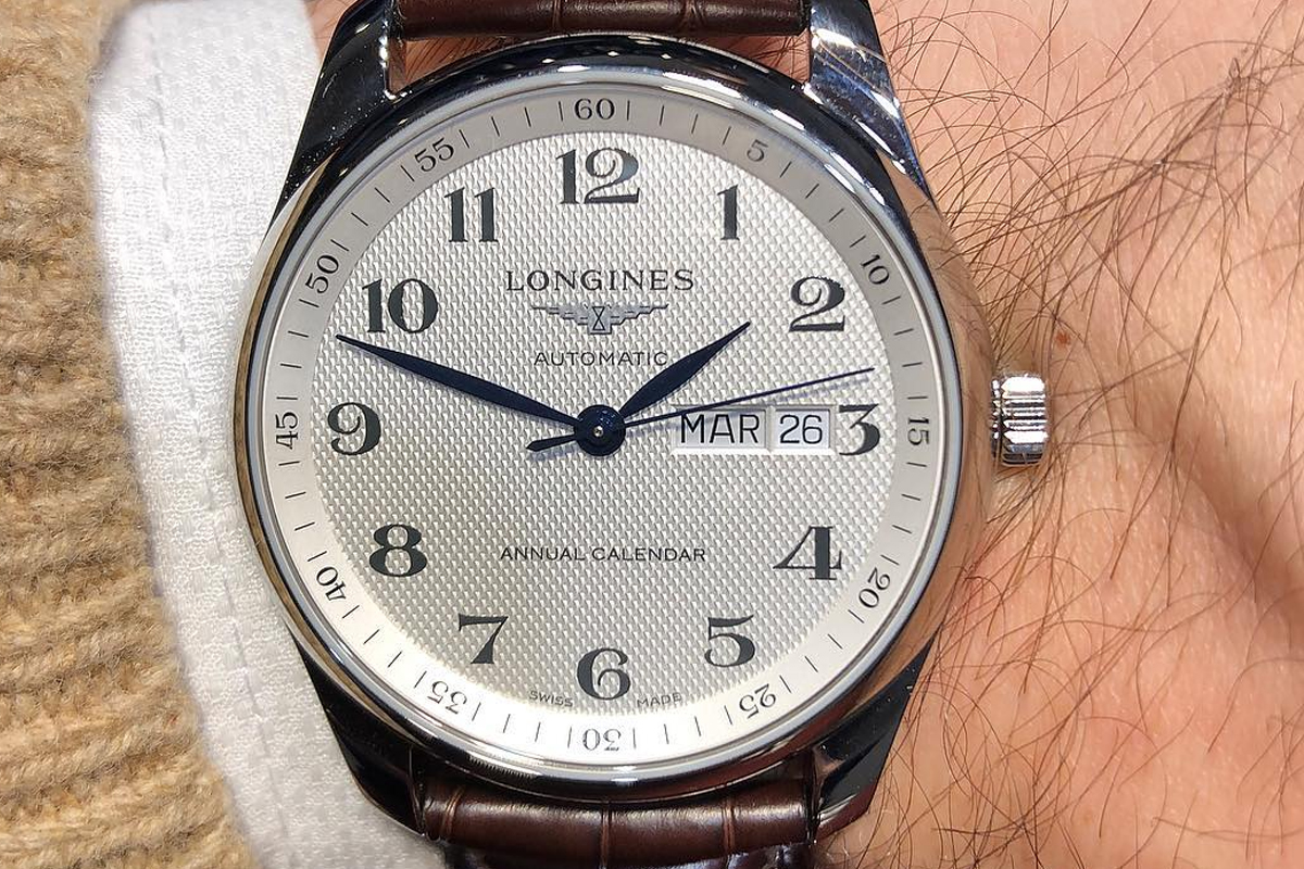 天梭表和浪琴手表哪个档次高,天梭表和浪琴表哪个好一点