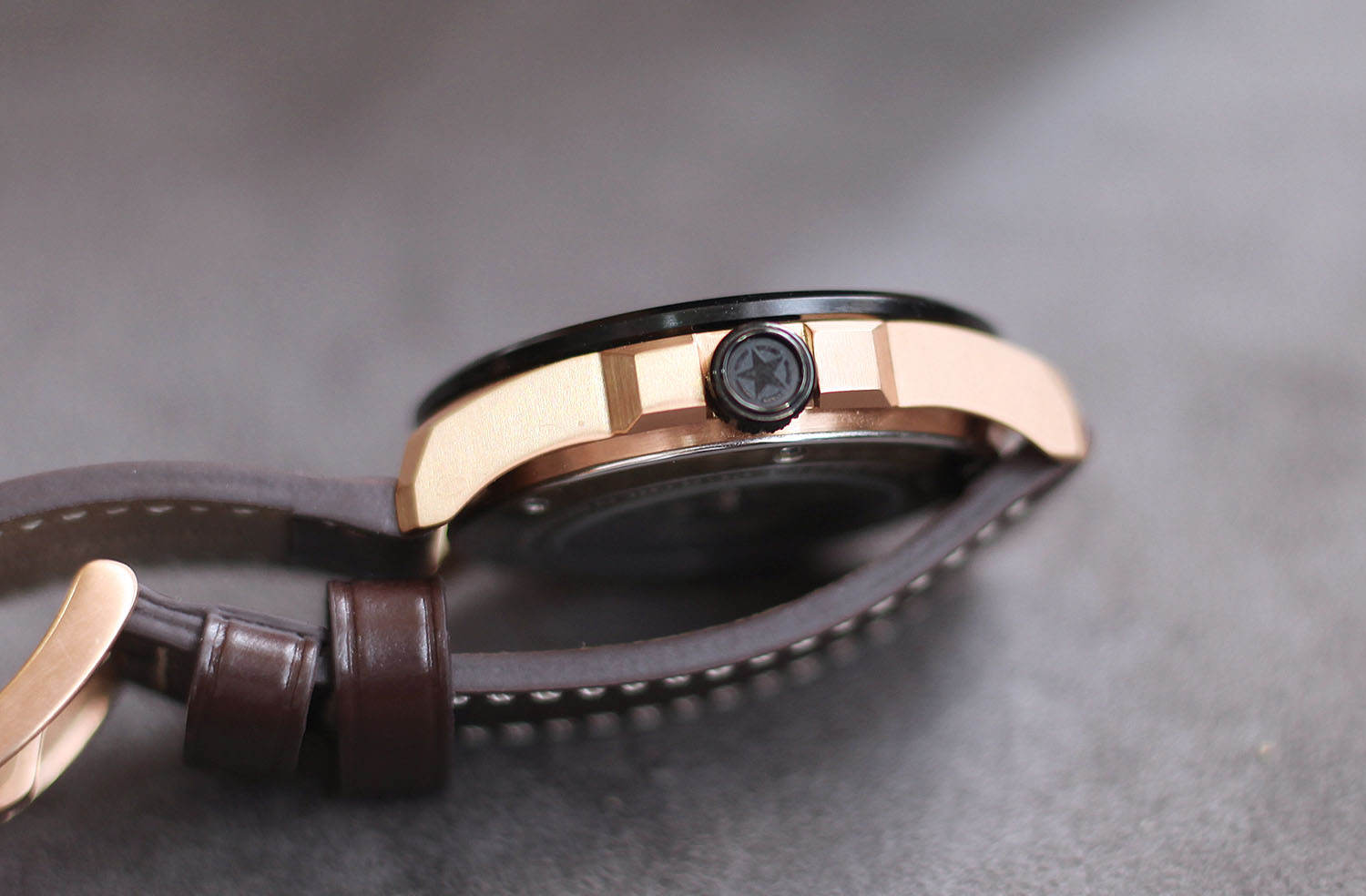 这才是真正的实用手表,jeep大切诺基镂空机械手表