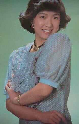 她因拍戏堕胎3次无法生育,因为不孕被丈夫抛弃