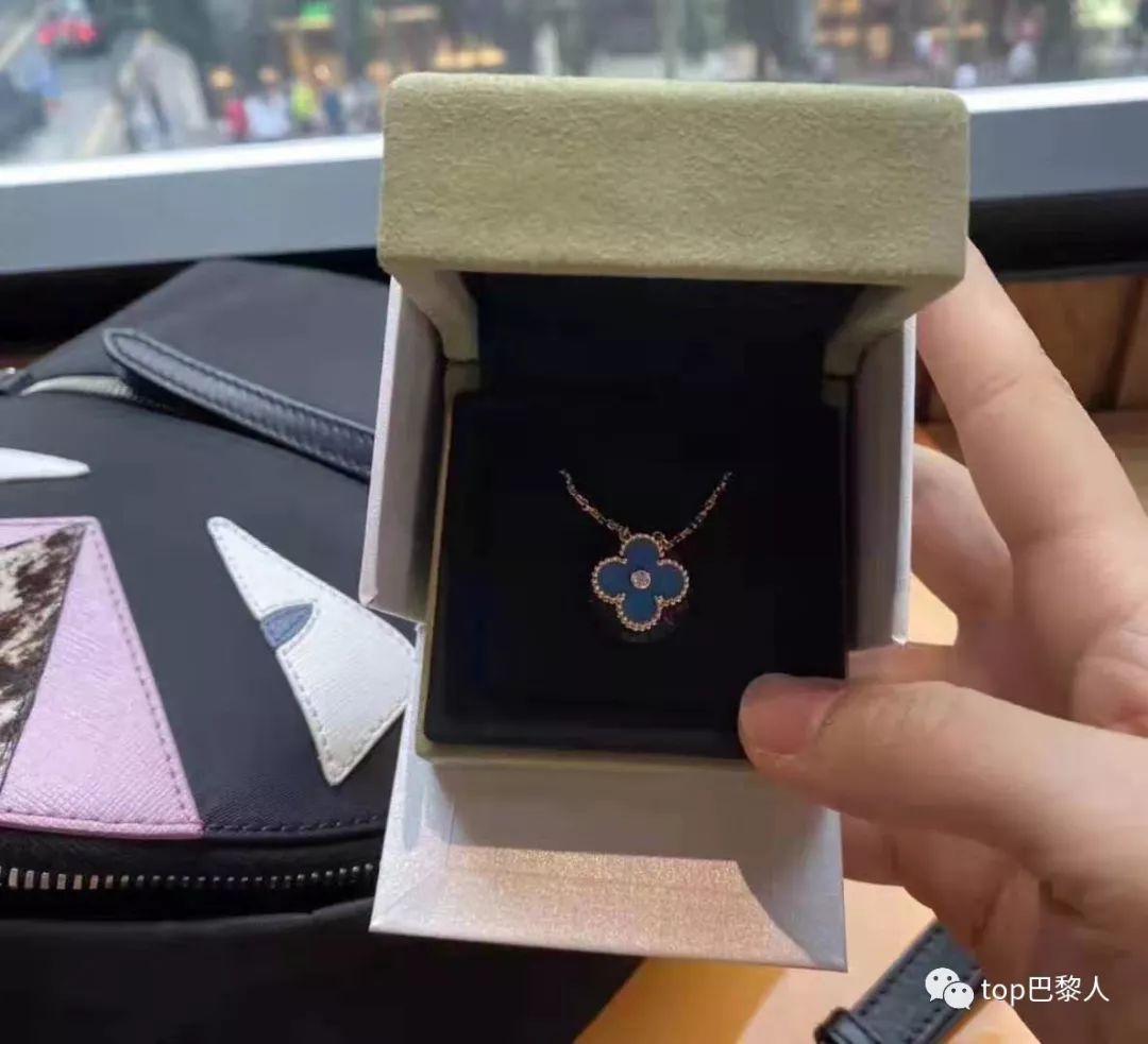 vca2019圣诞限量,vca2021圣诞限量多少钱