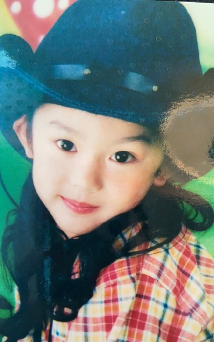 唐嫣晒女儿萌照罗晋评论,罗晋唐嫣互晒童年照