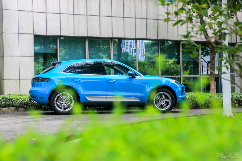 2019款保时捷macans运动suv之选 (2022款保时捷macan s深度试驾2.9t)