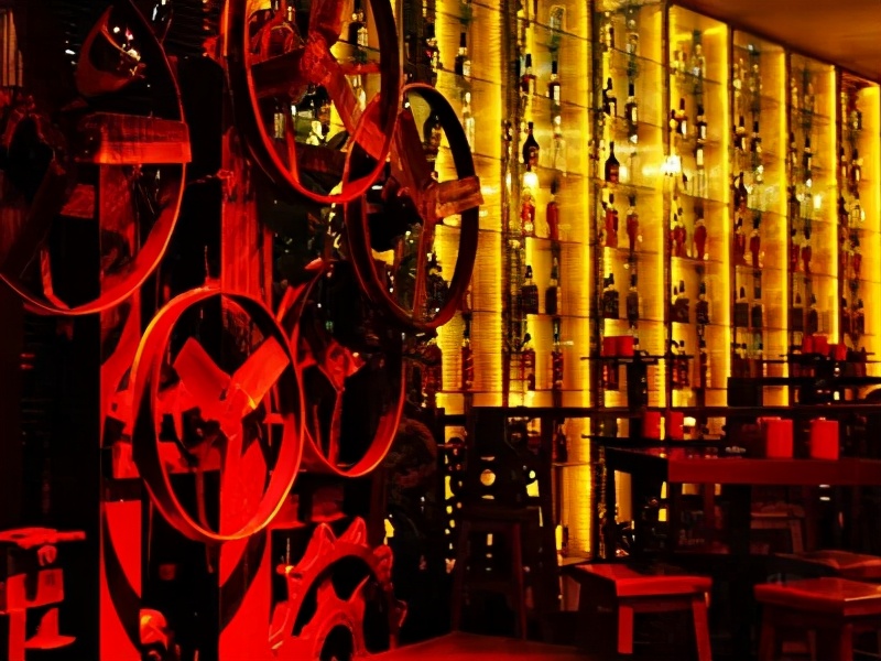 苏荷酒吧是怎么成功的,苏荷酒吧转型