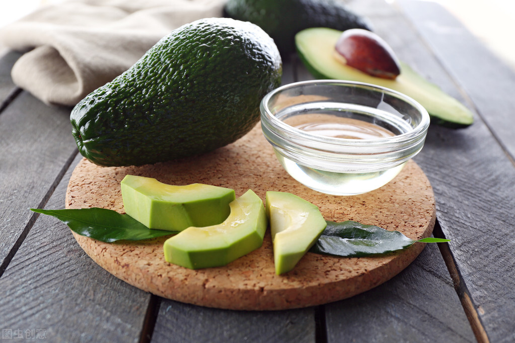 狗狗不能吃的十种食物,狗狗不能吃的食物你知道多少